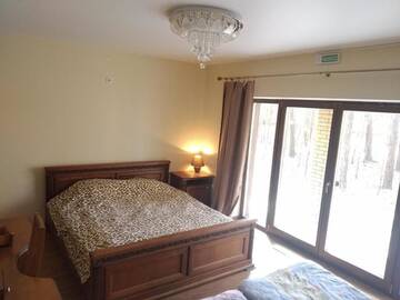 Фото номера Классический четырехместный номер Загородные дома Ezera Park Hotel г. Pogost-Zagorodskiy 2